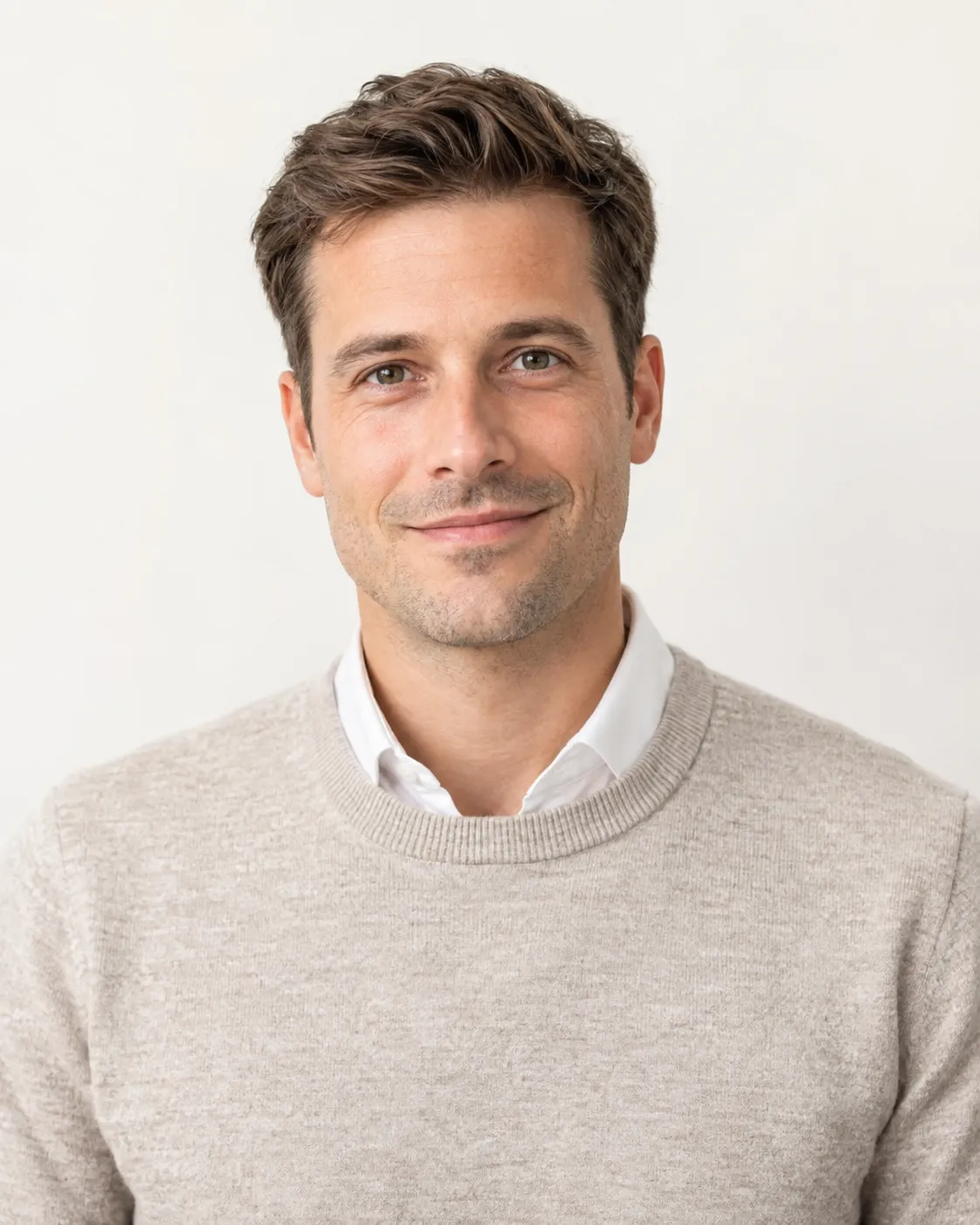 Lucas, Finance Assistant